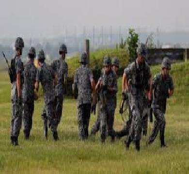 وزارة الدفاع اليابانية تضاعف إنفاقها الدفاعي 2 % 